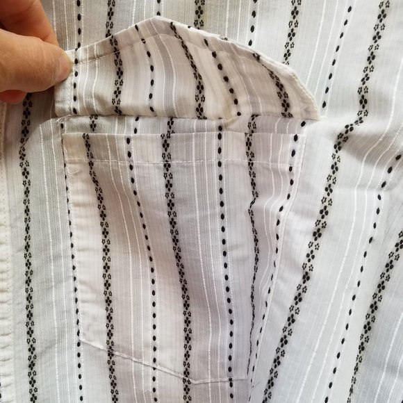 Kenneth Cole Button Down Flannel - Picture 6 of 9